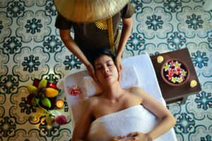 bamboo massage at home in Da Nang hotel