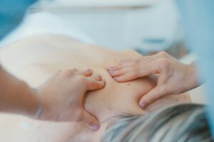 neck and shoulder massage at home in Da Nang